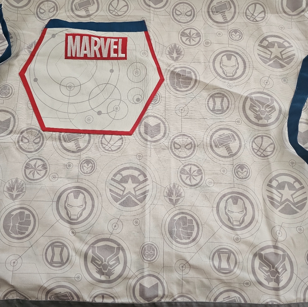 Disney's Marvel Comics Embroidered Apron Unisex - Picture 5 of 11